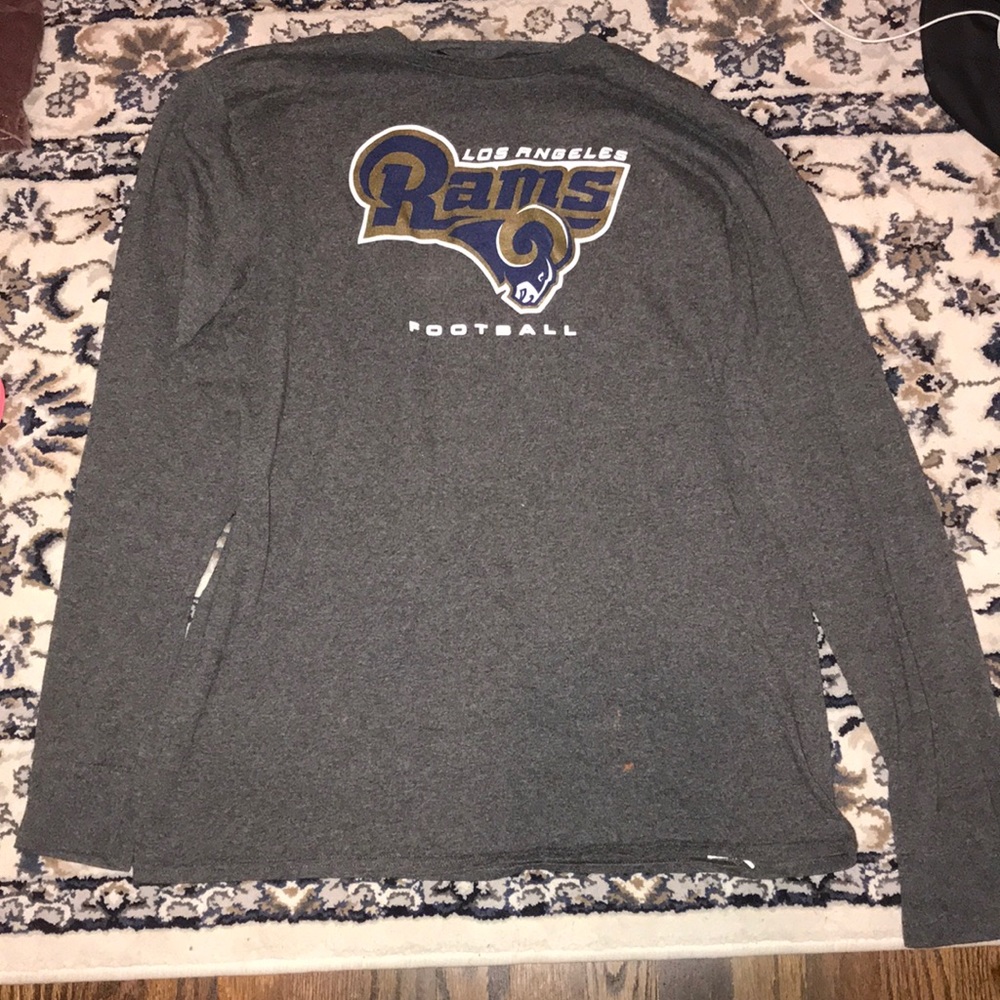 Medium Men’s Rams long sleeve